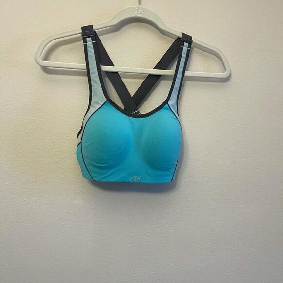 Victoria’s Secret vsx sports bra size 34 b - Picture 2 of 6